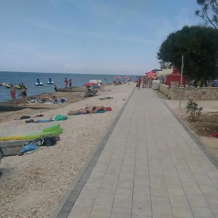 Vikendica Mit Grossem, Schoenem Garten